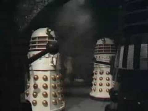 Imperial Daleks VS Renegade Daleks