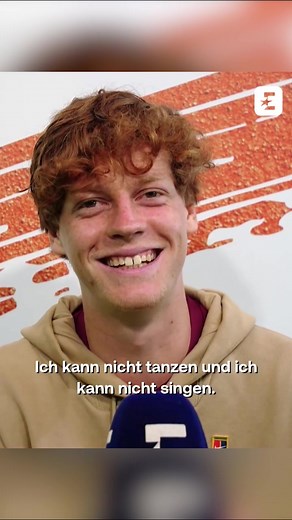Tennis Fun with Jannik Sinner: Dancing, Singing, and Laughter
