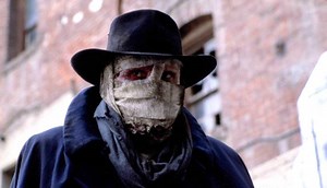 Darkman: trama, cast e curiosità sul film di Sam Raimi