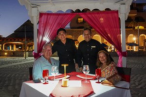 Discover the success story of Nelly and David Lassek, loyal members of Club Solaris for 8 years. In this interview, they share their experience, unforgettable trips and special moments they have experienced at our resorts. 🌟✨ #clubsolaris #cabos #members Descubre la historia de éxito de Nelly y David Lassek, Socios leales de Club Solaris durante 8 años. En esta entrevista, comparten su experiencia, viajes inolvidables y momentos especiales que han vivido en nuestros resorts. 🌟✨ | Club Solaris