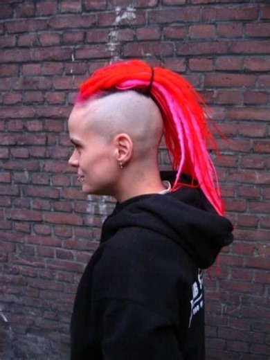 RED DREADS #headshave #bald #headshavegirl #haircut