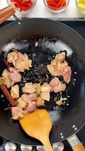 A beloved Chinese Xinjiang delight, the Big Plate Chicken is indeed a big plate of spicy, savoury and meaty yumminess with soft flat noodles, enriched with unique spices for that signature appetizing taste! Cook it up with our recipe, find it in the comments! #asianinspirationsau #asianinspirationsrecipe #asianfood #asianfoodie #dapanji #chinesefood #noodlerecipe #easyrecipe | Asian Inspirations