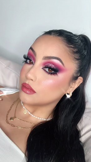 Pink Makeup Transformation Tutorial