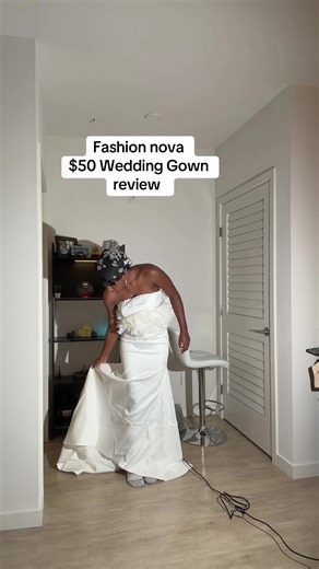 Girls on budget $50 wedding dress from fashion nova @Fashion Nova #Review #weddinggown #Fashionnova