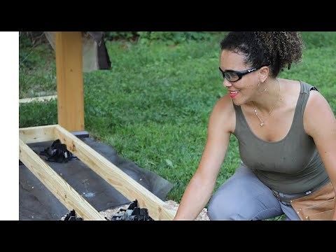 How to Build an EASY Floating Deck For Your Yard! - Thrift Diving