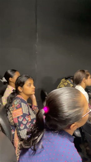 An insightful Resume Building Session empowering students with the skills to stand out and succeed.