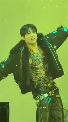 “Racing Suit Flying Fast🦈”#bts #btsarmy #btsshorts #jungkook