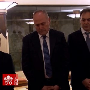 518K views · 5.5K reactions | Cardinal Camerlengo Kevin Farrell presides over the rite of the ascertainment of death and the placement of the late Pope Francis' body in the coffin, which took place on Monday evening in the chapel of the Casa Santa Marta. Courtesy:Vatican news | Nico Kyalo | Facebook