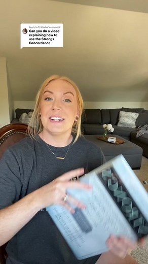 Replying to @Ty’Reshia How to use your concordance! #bibletok #strongsconcordance #reformedchristianity #reformedtheology #biblestudytips #howtostudythebible #biblestudy #bibleverse #christianvlogger #dailyvlogger