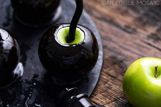BEST Easy Poison Apples Recipe (Black Toffee Candy Apples)