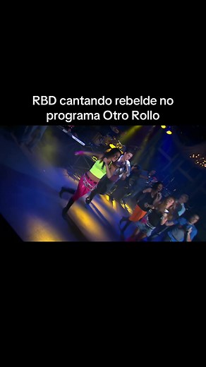 Rbd se apresenta no programa Otro Rollo. #rbd #rebelde #otrorollo #fyp
