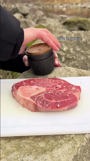 SPICE MILL - Manual Spice Grinder