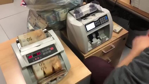 Efficient Currency Counting Techniques for Professionals