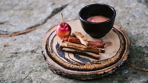 Crab Apples | Les Stroud's Wild Harvest