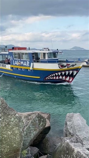 Monster Ship With TEETH Enters a Tiny Canal! 😳