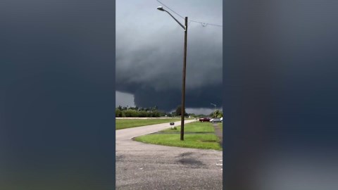 Hurricane Milton tornado tears through Clewiston, Florida