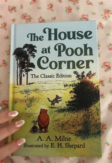 asmr book tapping, scratching, tracing, flipping pages, no talking! 🤭 proud of this one ✨ #asmr #sleep #relax #books #bookhaul