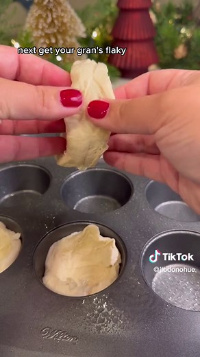 Easy Sausage and Cream Cheese Bites Recipe