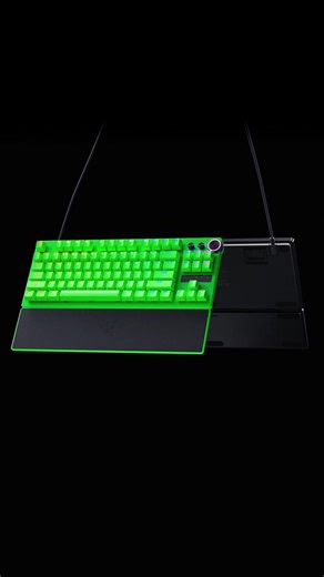 1.5K views · 18 reactions | Razer Huntsman V3 Pro Tenkeyless 8KHz ⚡ 最極速、最精準的光學鍵盤正式登場！ 8000 Hz HyperPolling 幾乎零延遲 可調整觸發點、Rapid Trigger 隨你設定 讓你在關鍵時刻搶先對手一步  提供全尺寸與 TKL 兩種款式 了解更多  https://rzr.to/hmv3protkl8khz | Razer | Facebook