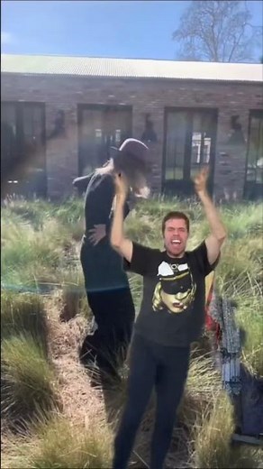 Diane Keaton Dancing To Miley Cyrus’ New Song Is Such A Vibe!!!