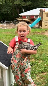 McKinly and her dom banty rooster she’s wanted to tell everyone about all her farm animals.😍😍 #gamefowlprincess #gallera | Boneyard farm