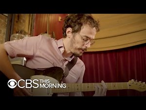 Saturday Sessions: Aaron Frazer performs "Girl On The Phone"