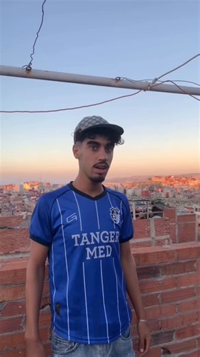 Ahmed \ Reda on Instagram‎: "⁨ ⁨ #😂 #😂memes #ضحك #lifestyle #كومنت #شعب_الصيني_ماله_حل😂😂 #like4like #fyp⁩⁩"‎