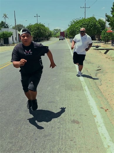 Alístate Que Te Vas Conmigo: Un Viaje de Risa