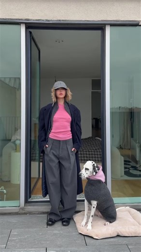 The charm of a splash of color | colors on us @ I absolutely love adding color to my winter outfits!