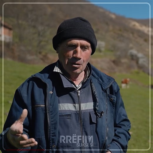 443K views · 5.5K reactions | “As lugë nuk kemi pas, sot krejt i kemi.. 20kg djathë i shes në javë ka 3.50 euro”- 70 vjeçari nga Vllahia që kujdeset për 20 krerë lopë | Rrëfim Suksesi | Facebook