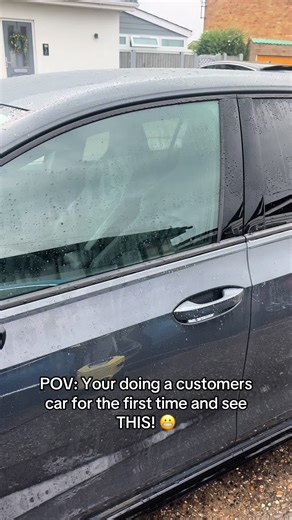 Essential Car Detailing Tips for First-Time Services