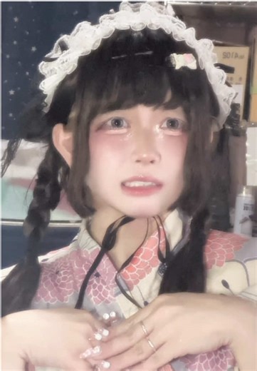 振付つくりました🐾 ✦◞˚ . 性別よく聞かれますが、 おんなのこのみためがよいひは このウィッグかぶってて、 おんなのこやめたいときはいつも のきんぱつしょーとです❕ どっちのぼくも、どっちもぼくです . #REOL #コノヨloading #fyp #踊ってみた #オリジナル振付 #dance おすすめにのりたい