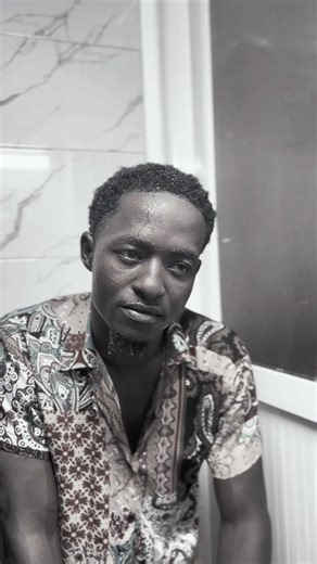 hey @It’s 🦋Ashyet 🥰 why don’t you and your crew own this song for me.. these gals are being slow with it ate nga buntu butono. @Ayo Bassboi #buntubutono #doorkey #fyp