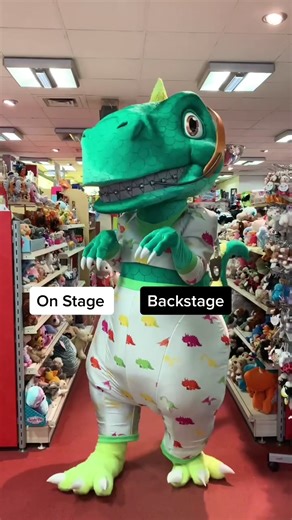 Farewell Performance by Ruth the Dinosaur | Last On Stage Appearance