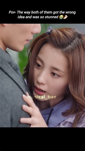 They got caught in 4k 😭🤌🏻 My Girlfriend is an Alien #mygirlfriendisanalien #viral #shorts #trending