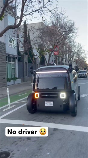 What do you think about these autonomous vehicles with now driver? #boxing #boxeo