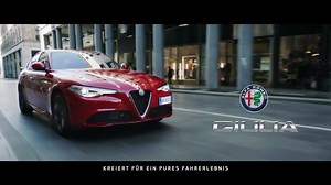 Von vorne bis hinten Fahrvergnügen pur – Entdecke die Symbiose von Sport und Eleganz in der Alfa Romeo Giulia. | ALFA ROMEO