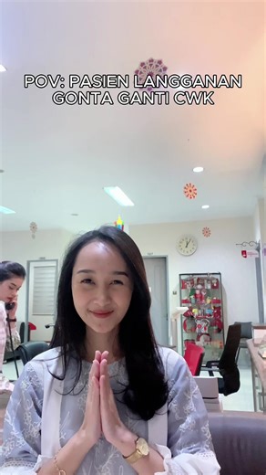 Walaupun tatapan seperti ingin memaki tapi tetap kita layani dengan sepenuh hati ko. Paling diakhir minta tips and trick nya 🙏🏻 #labtalkid #atlm #laboratoriummedis