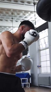 Adam Azim 🇬🇧 , preparando la artillería 💣💥 Porque este sábado 1 de febrero enfrentará al excampeón Sergey Lipinets y la velada va 🔥 EN VIVO 🔥 por #ESPNKnockOut 🎥 IG gus_ldn #AzimLipinets | ESPN KnockOut