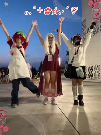 Dandy's World Cosplay: Healer Trio Showcase