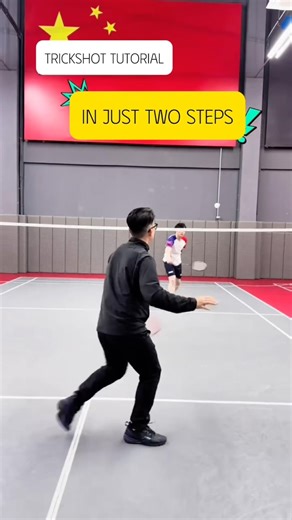 Trickshot tutorial in just two steps. #badminton #badmintonlovers #badmintontraining