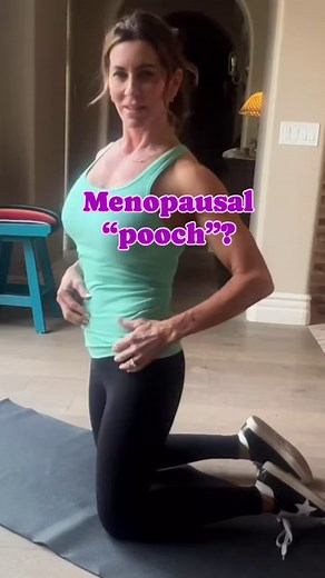 FLATTEN YOUR ABs with the Menopausal Dead Bug(Seven kids later and post menopausal, these work! ) 8-10 reps Repeat. Keep in mind, the dead bug exercise strengthens and tightens the transverse abdominis, the muscle corseting your torso.However, an extra layer of body fat may still conceal this muscle, not eliminating the pooch. 🚫YOU CAN NOT SPOT REDUCE Visit www.fitmomof7.com if want help with the “pooch” 🙋🏻‍♀️ | Fitmomof7