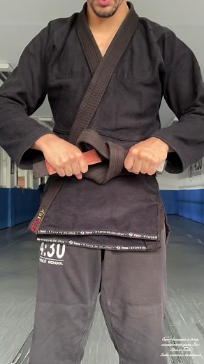 Como amarrar a faixa corretamente para Jiu-Jitsu e Judô