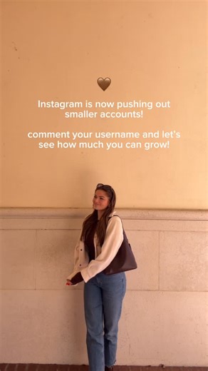 Avarie Lewis on Instagram: "Introduce yourself in the comments! ♥️"