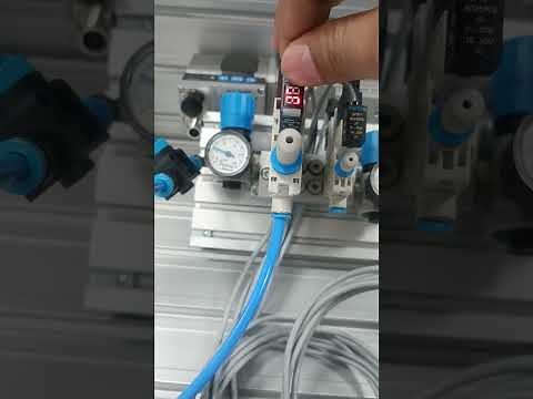 Festo SPAE Pressure Sensor Configuration - Switching Point