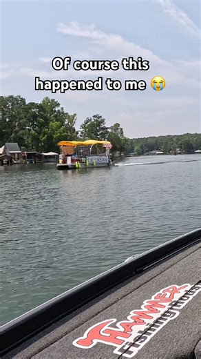 Should I have gotten some? #bassfishing #fishing #fail #boating #lake #icecream #funny #alabama￼