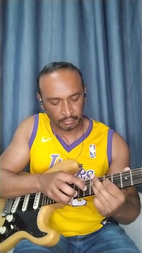 Two hands tapping techniques