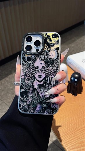 Gradient phone case is so cool!😎#phonecase #gradient #gothic #cool #fashion