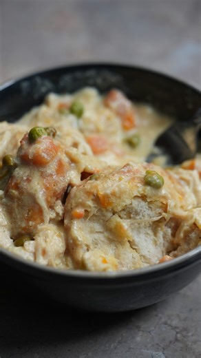 Crockpot Chicken Pot Pie With Biscuits | At Holmes Cooking
