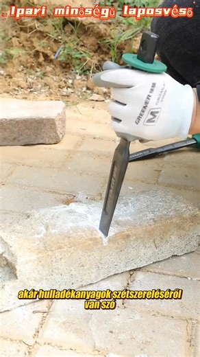 🔥 Ipari minőségű laposvéső, kemény véséshez! 🔥 ✨ Edzett acél bevonattal kovácsolt, éles hangzás, kényelmes fogás! ✨ Vastagított kialakítás puha gumi felső rész, biztonságosabb a kézsérülések megelőzésére! ✨ Rendkívül kemény, nem pattogzik és nem csorbul, szuper tartós! ⚒️ Többcélú: Fém, kő, hulladékanyagok, könnyen kezelhető! 💪 Éles véső, vésés, mint a tofu vágása, dupla hatékonyság! 🏗️ ​​​​Alkalmas: Szerelvényekhez, dekorációhoz, kő/fa megmunkáláshoz, mindenben jártas! 📏 Több modell elérhe